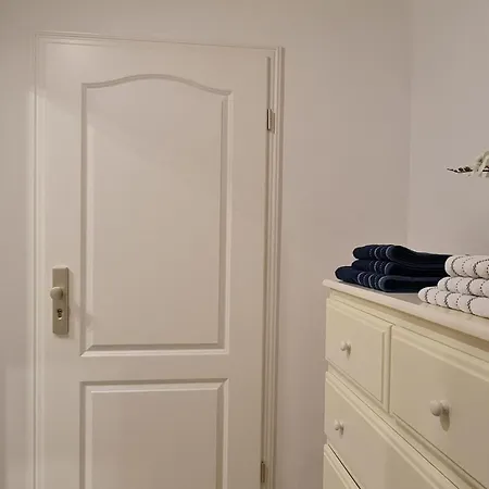 Maisonette-wohnung Mit Ueberdachter Lounge-terrasse By Interhome *